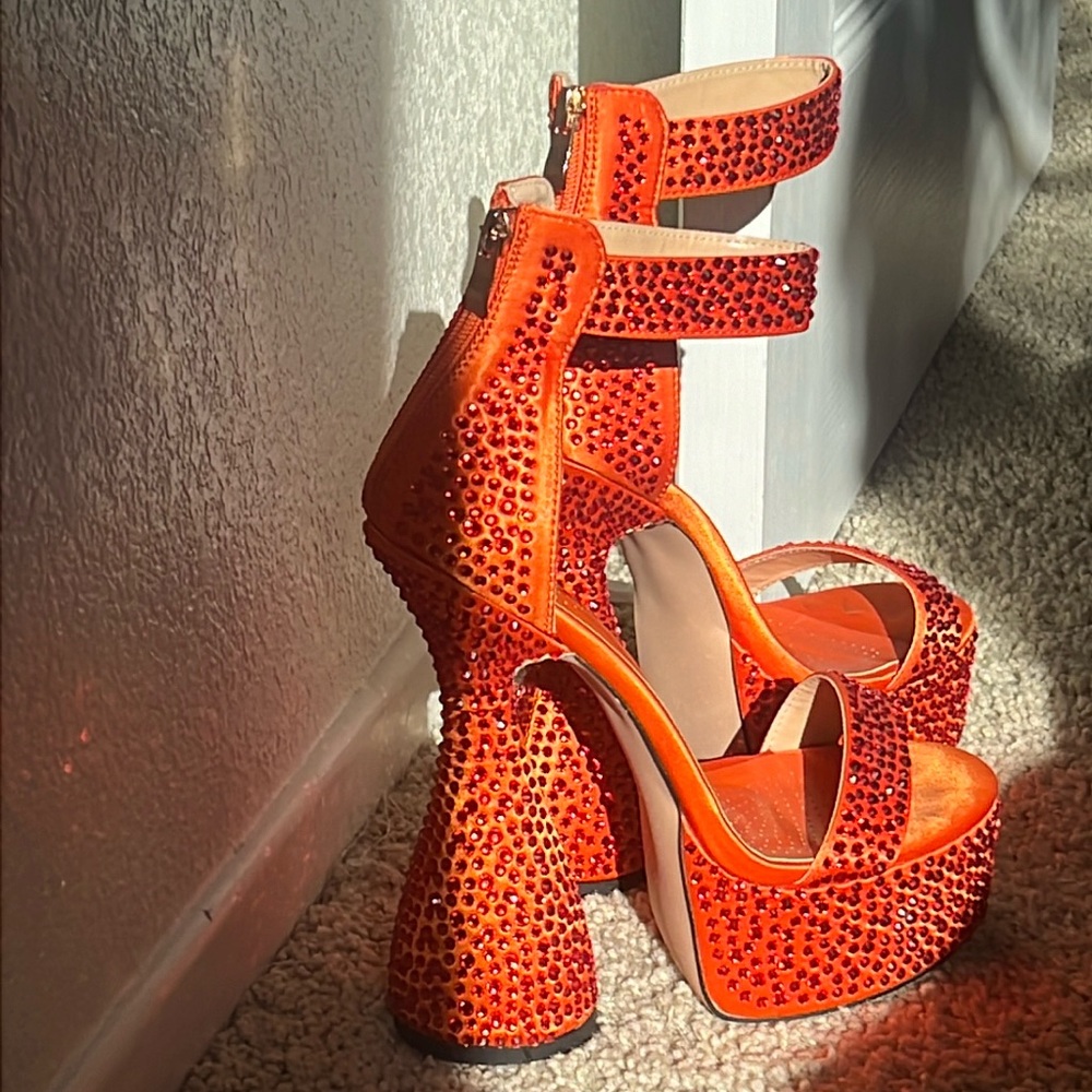 Disco lava lamp, bedazzled heels